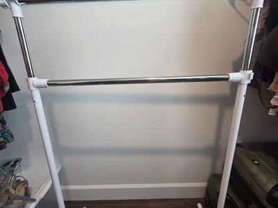 White clothes rack adjustable