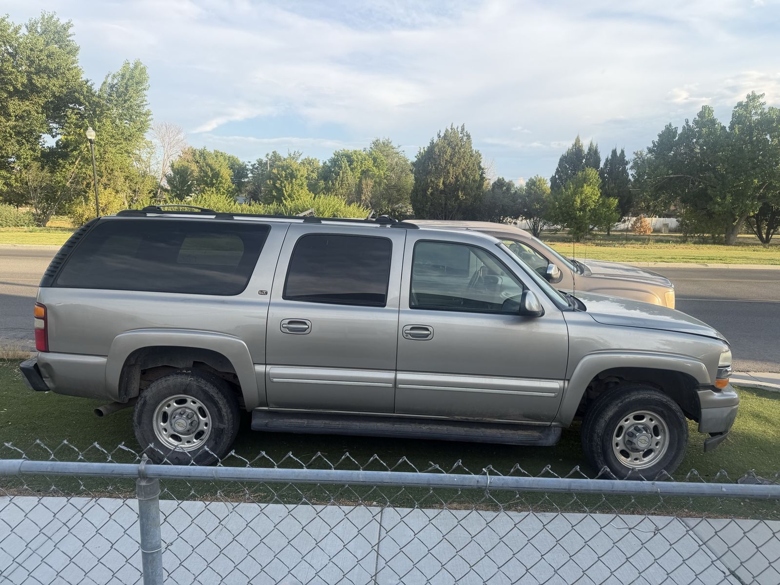 2003 Chevrolet Suburban 