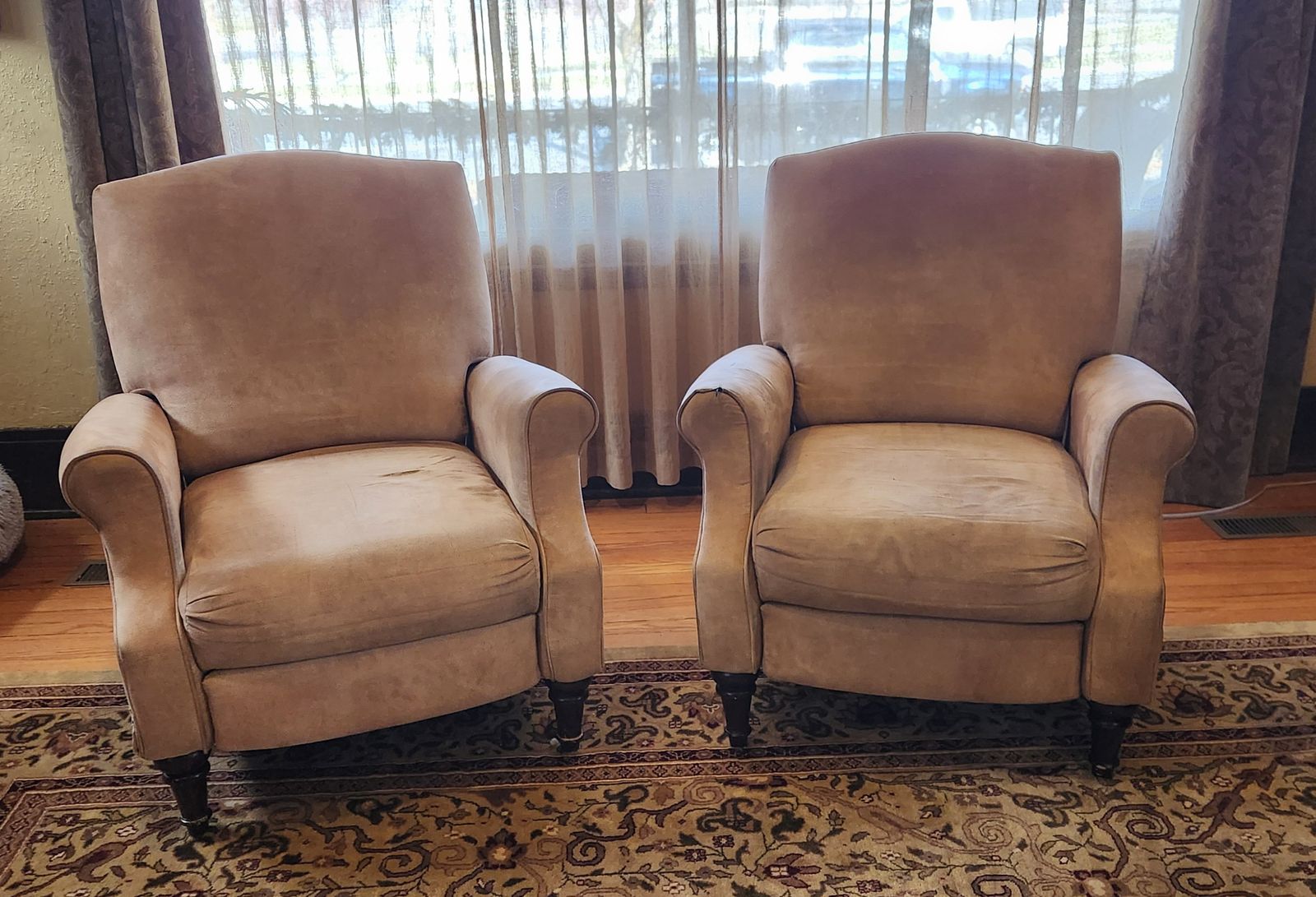 Set of recliners