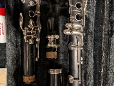Artley Clarinet with Warranty