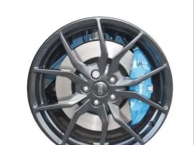 Ford Focus RS 19 Inch Wheels and Tires