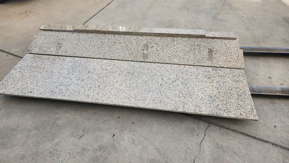 quartz countertop material