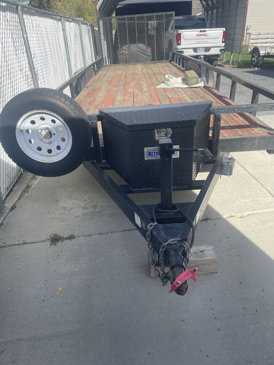 22 Foot Flatbed Trailer