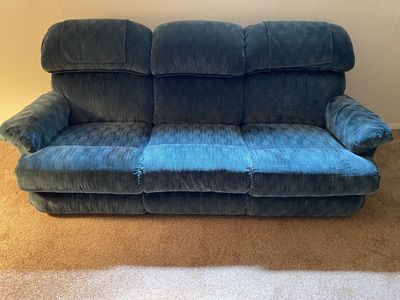 Matching Lazy-Boy recliner and couch with 2 recliners