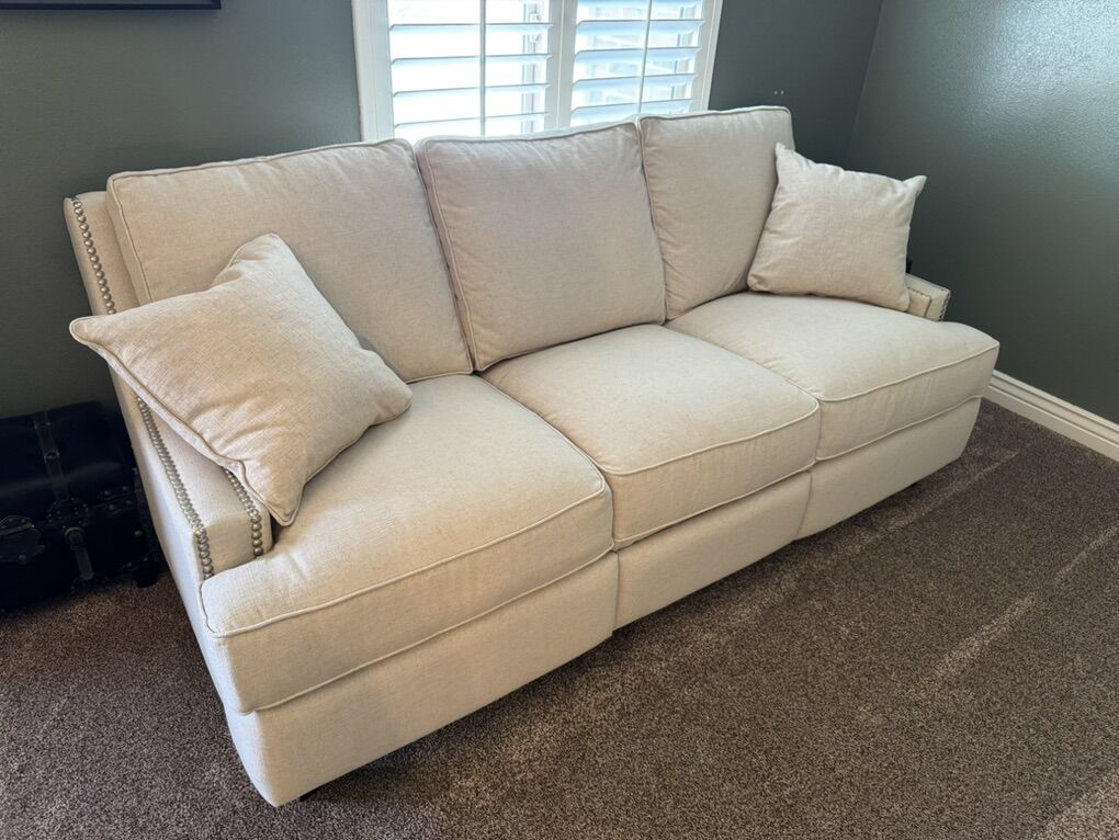 Fabric Couch With Power Footrests