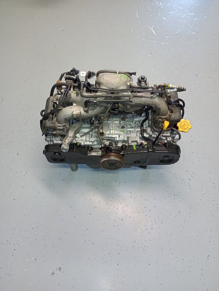 2005 Subaru Outback 2.5L Engine
