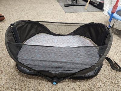 Munchkin Brica fold and go portable baby bassinet bed