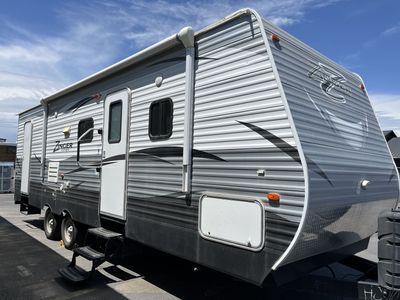 2017 CROSSROADS ZINGER 25BH