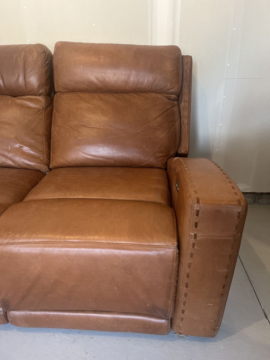 Main image 3