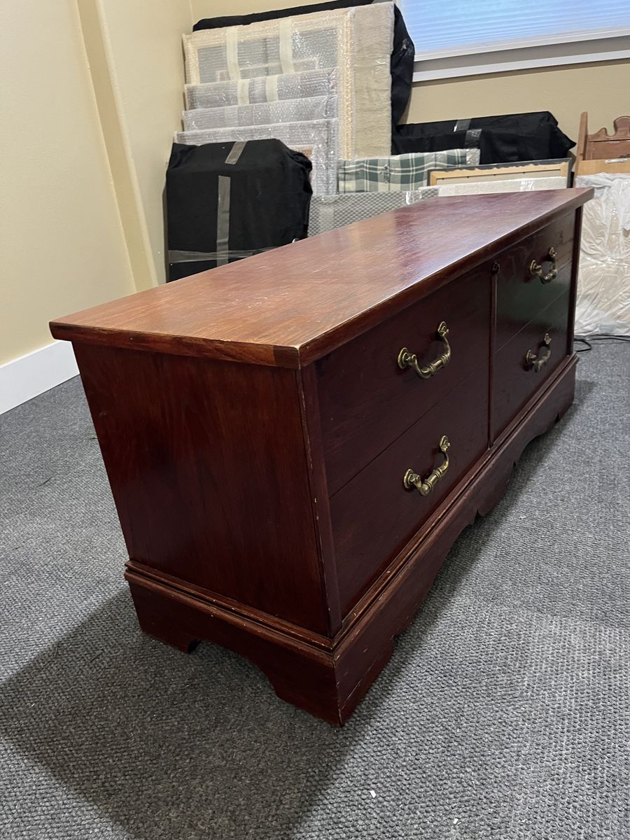 Lane Cedar Chest