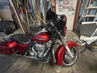 2013 Harley Davidson street glide