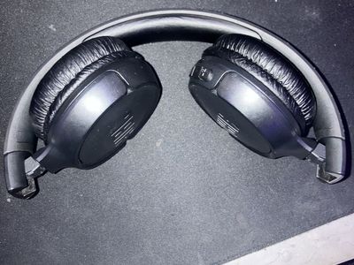 JBL HEADPHONES