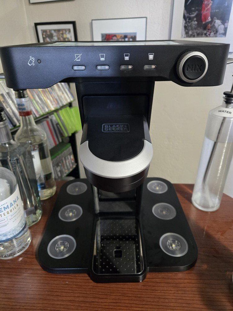 BLACK+DECKER bev Black Matte Plug-in Cocktail make