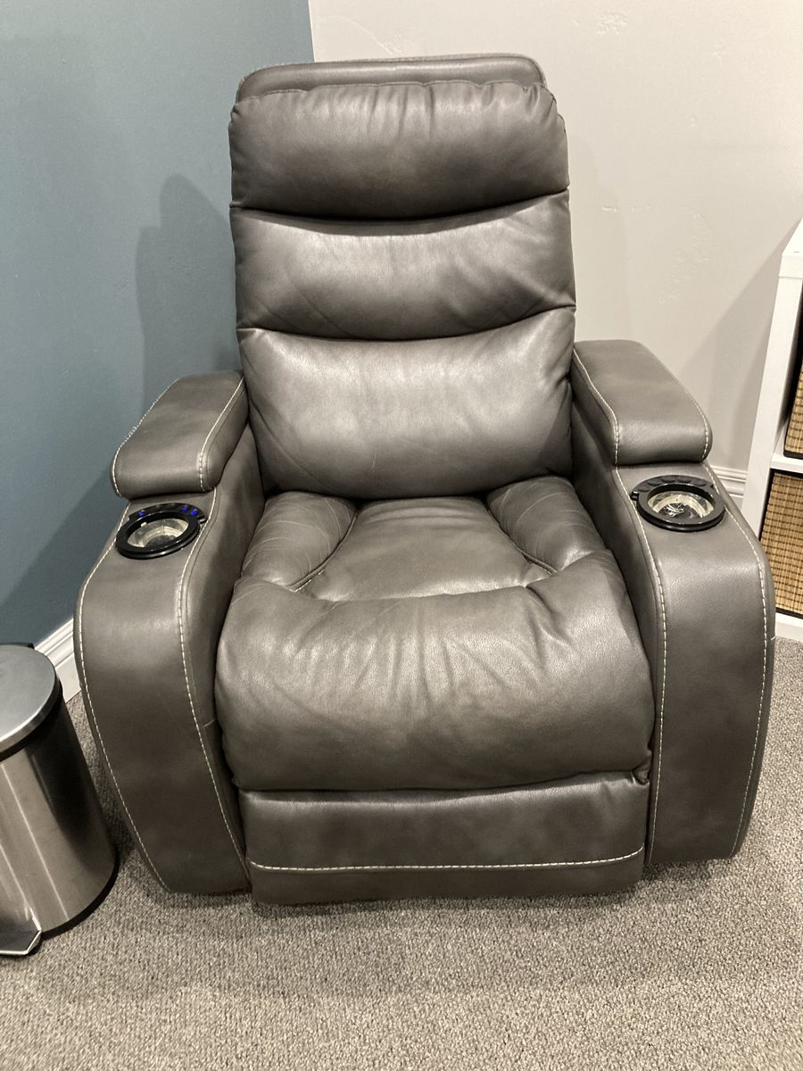 Recliner