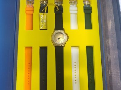 Invicta OCEAN PREDATOR Men's Watch - 43mm with Interchangeable Straps (49473)