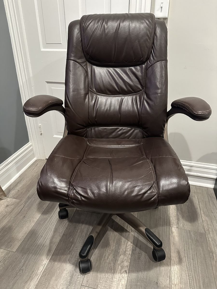 Executive Office Leather Desk Chair - Dark Brown