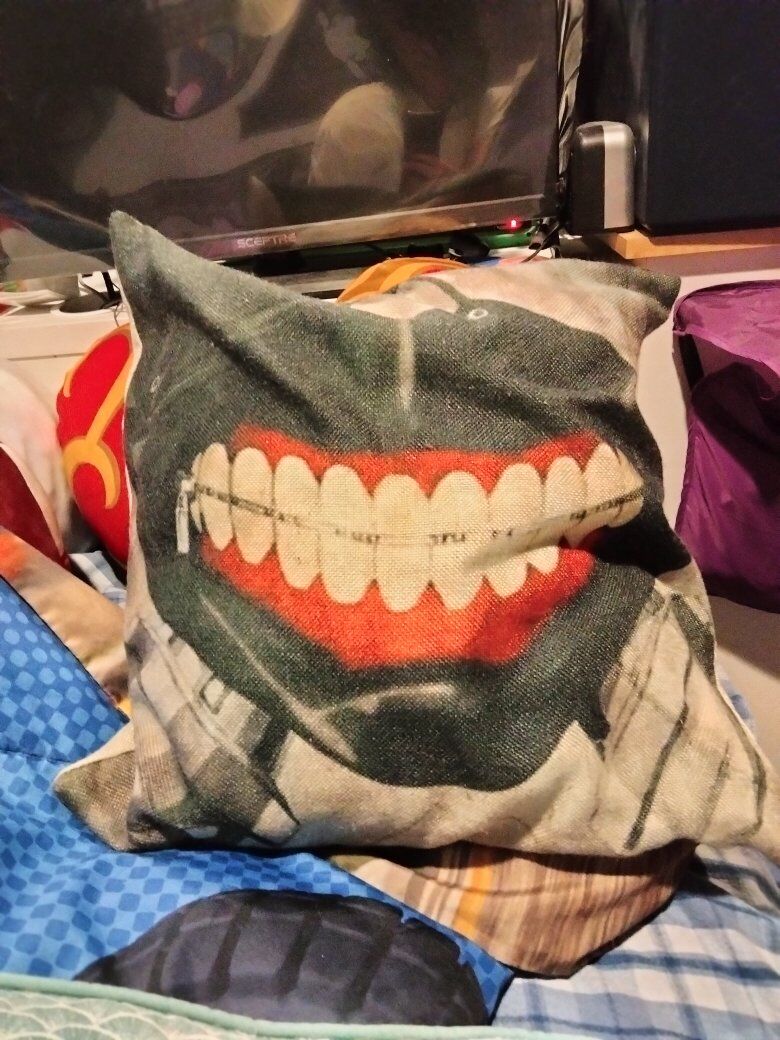 Tokyo Ghoul pillow case