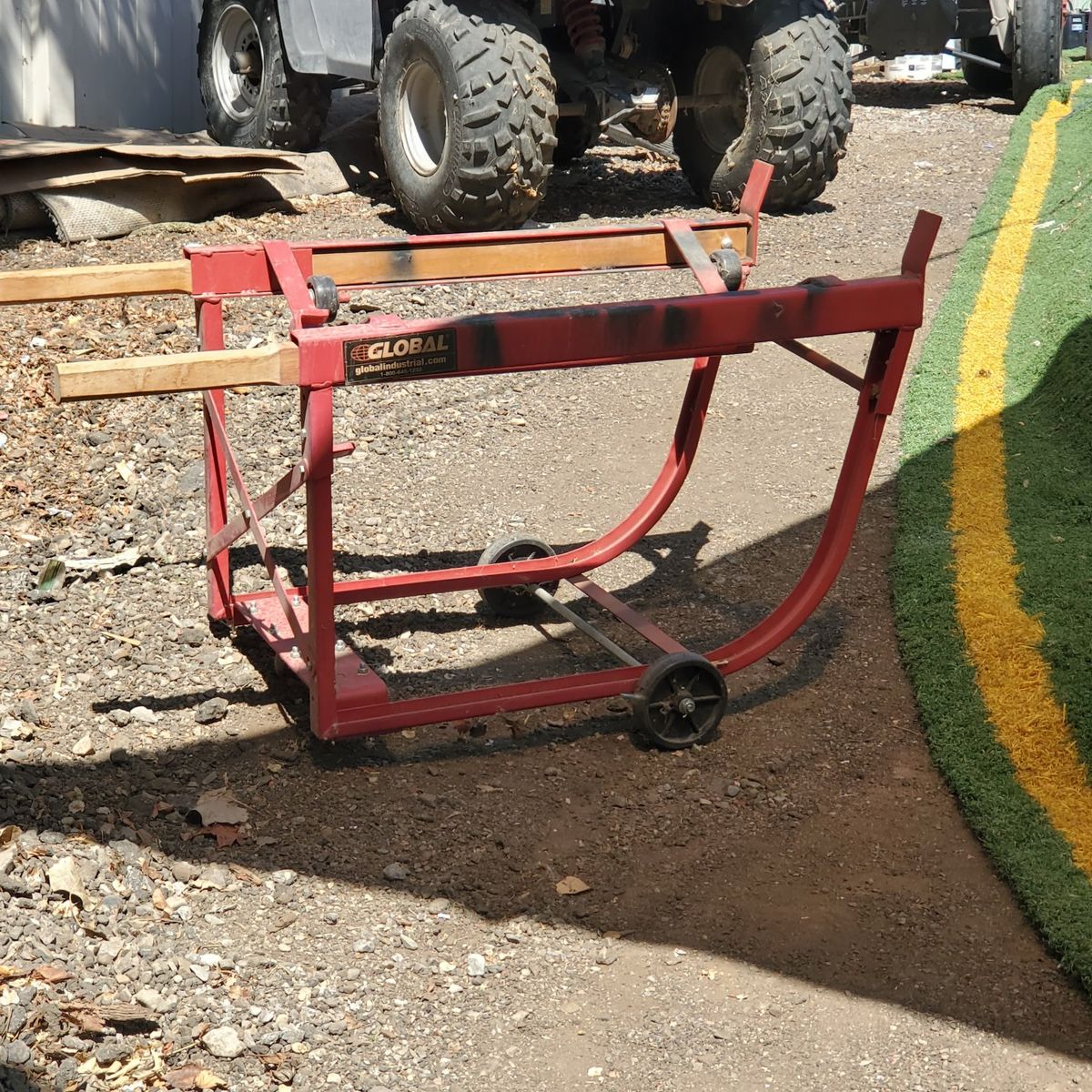 Global Industrial Red Heavy-Duty Drum Caddy / Truck