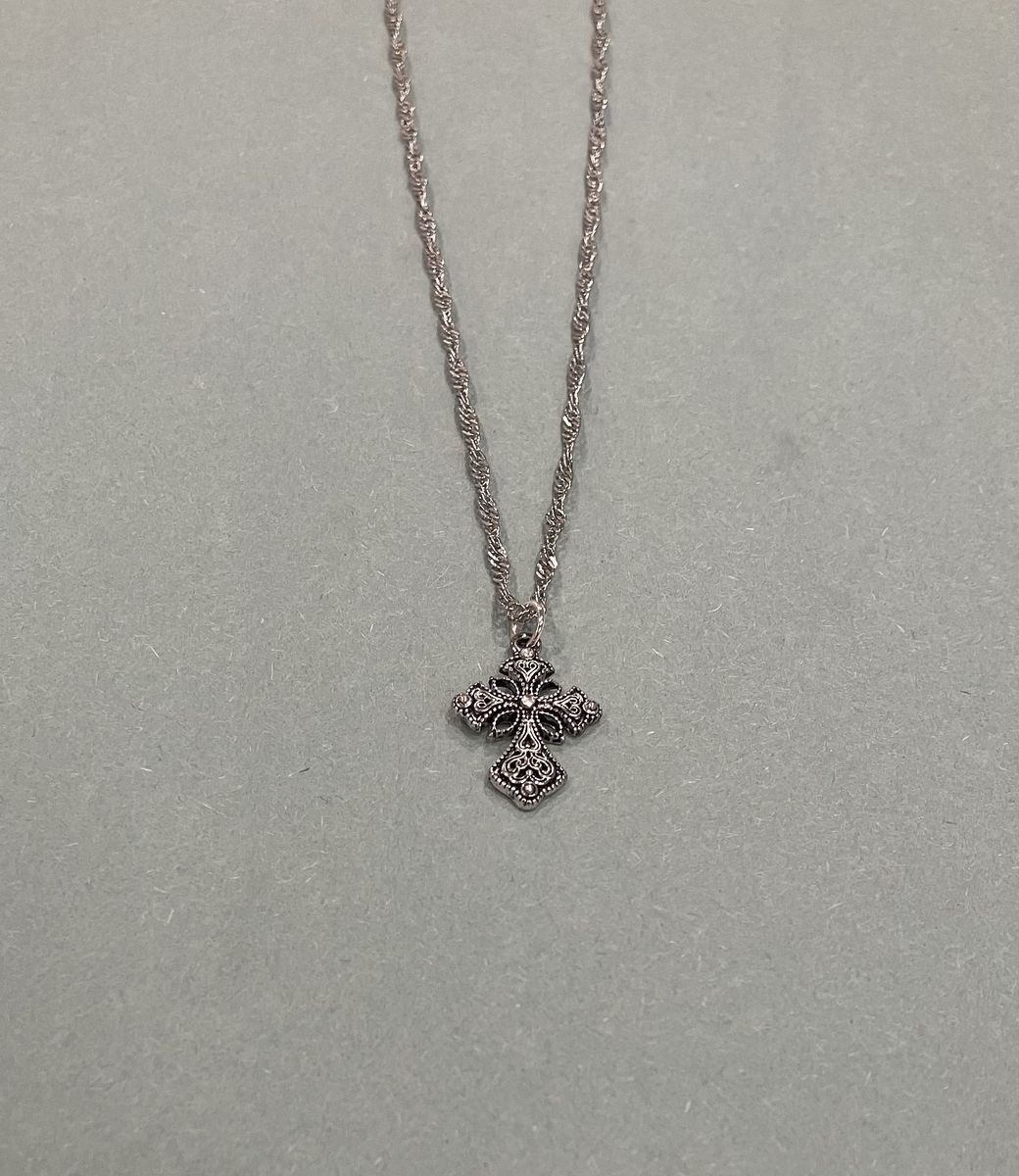 Silver Toned Gothic Style Cross Pendant Necklace