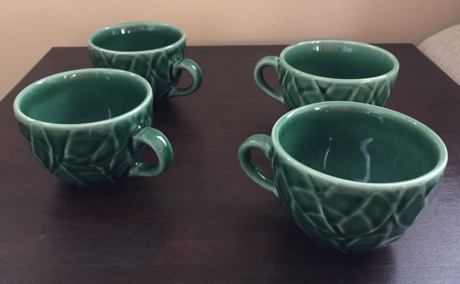 Pier 1 Green Leaf Ceramic Mug Set – 4
