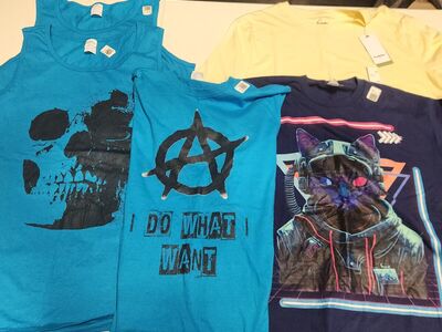 Men’s Graphic Shirt Bundle – Medium & Large (New)