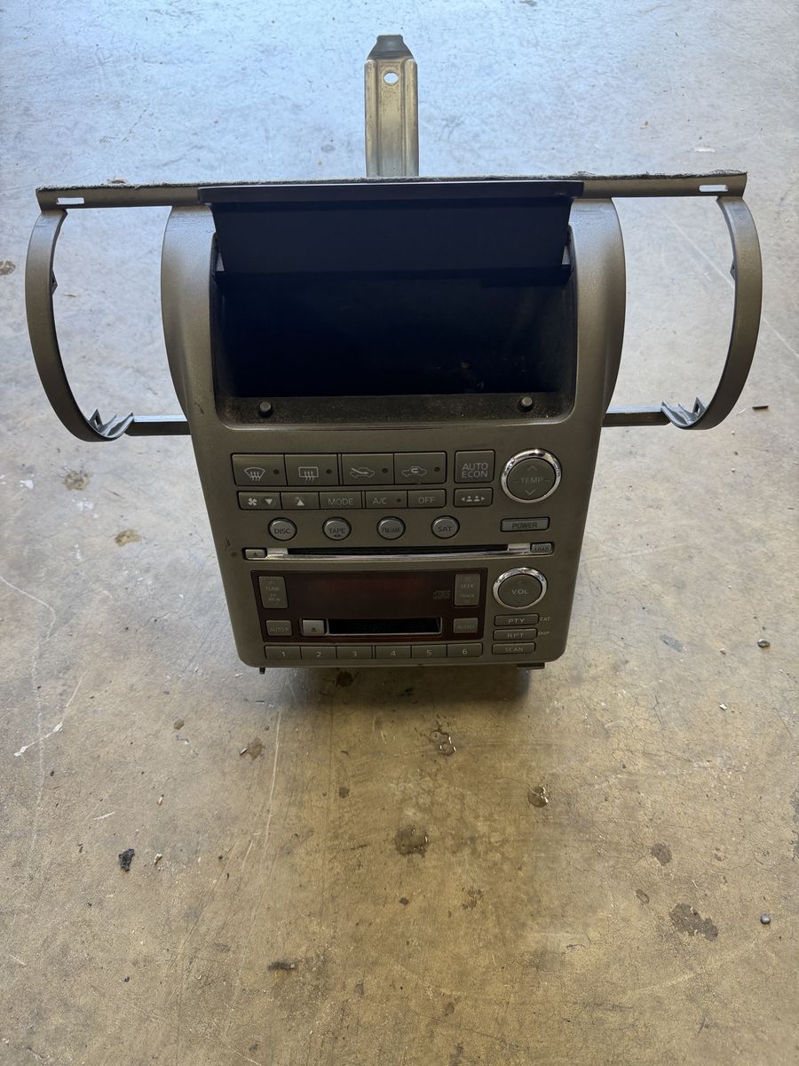 G35 Head Unit and Bezel