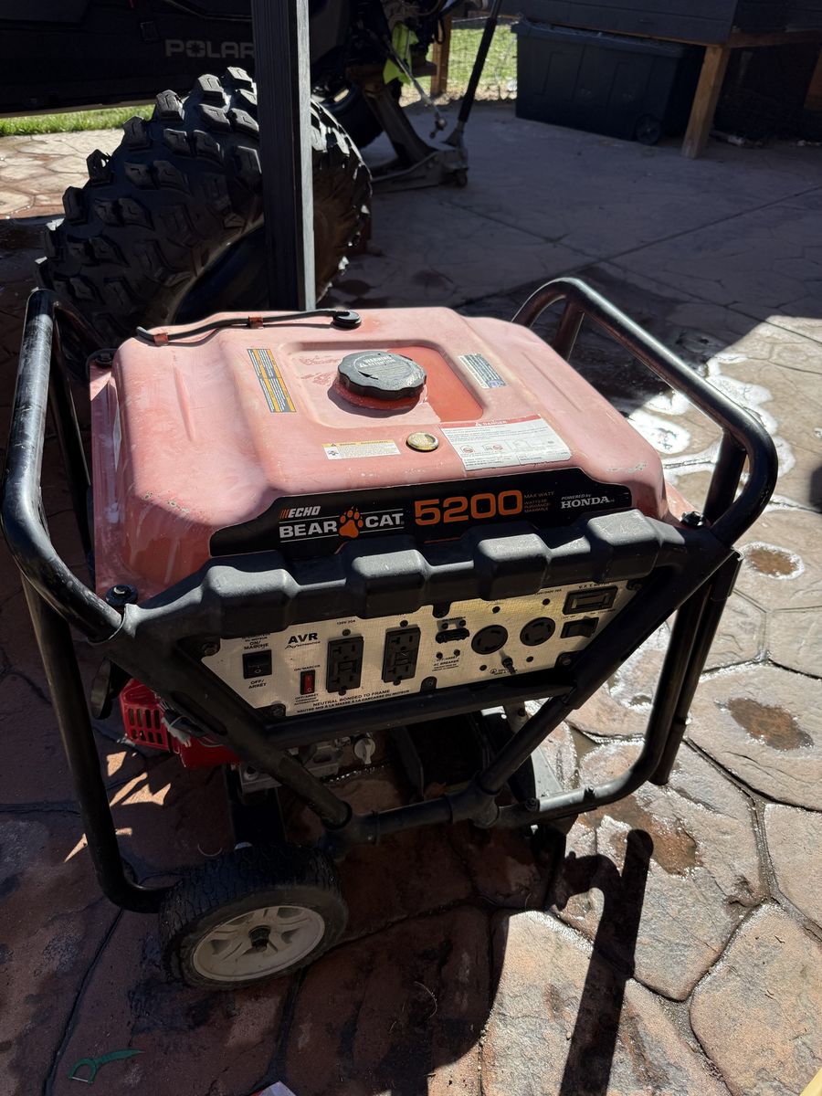 Bearcat 5200 watt generator