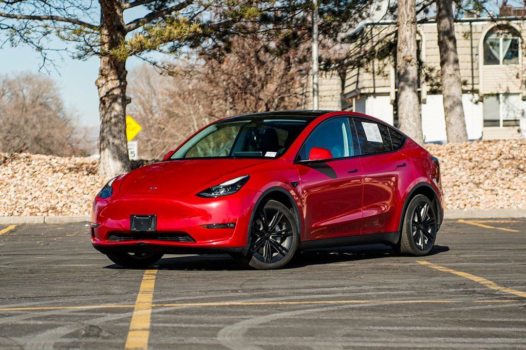 2023 Tesla Model Y Long Range