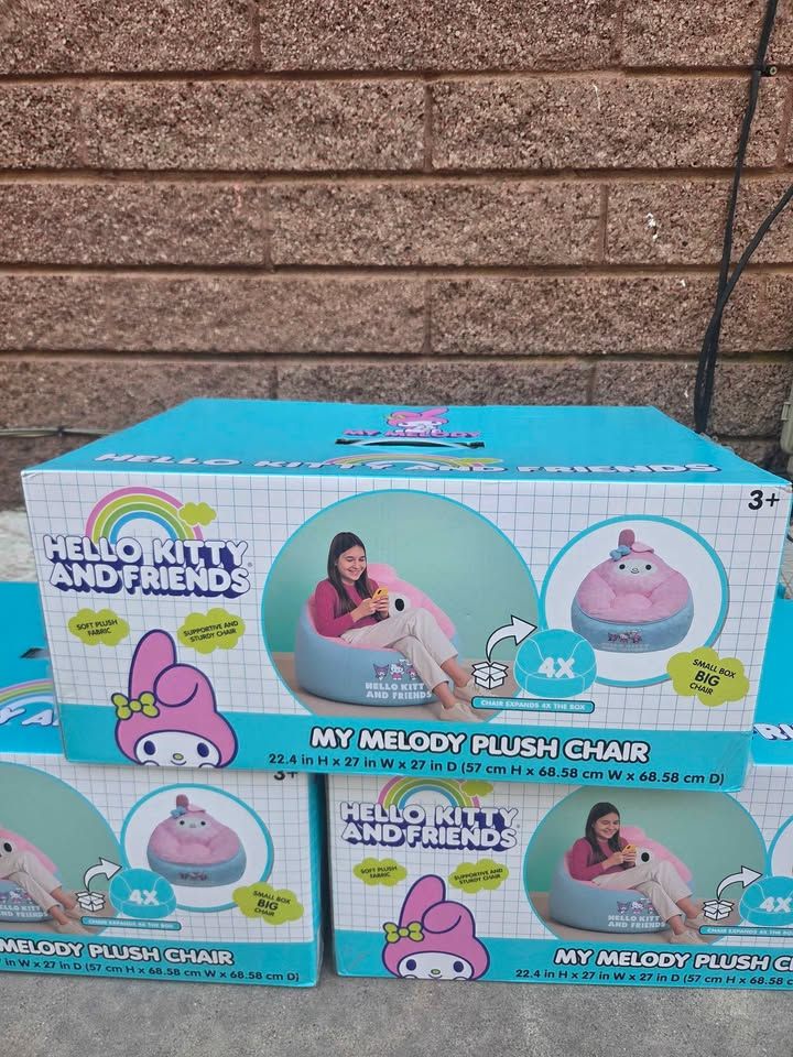 Hello Kitty and Friends My Melody Plush Chair