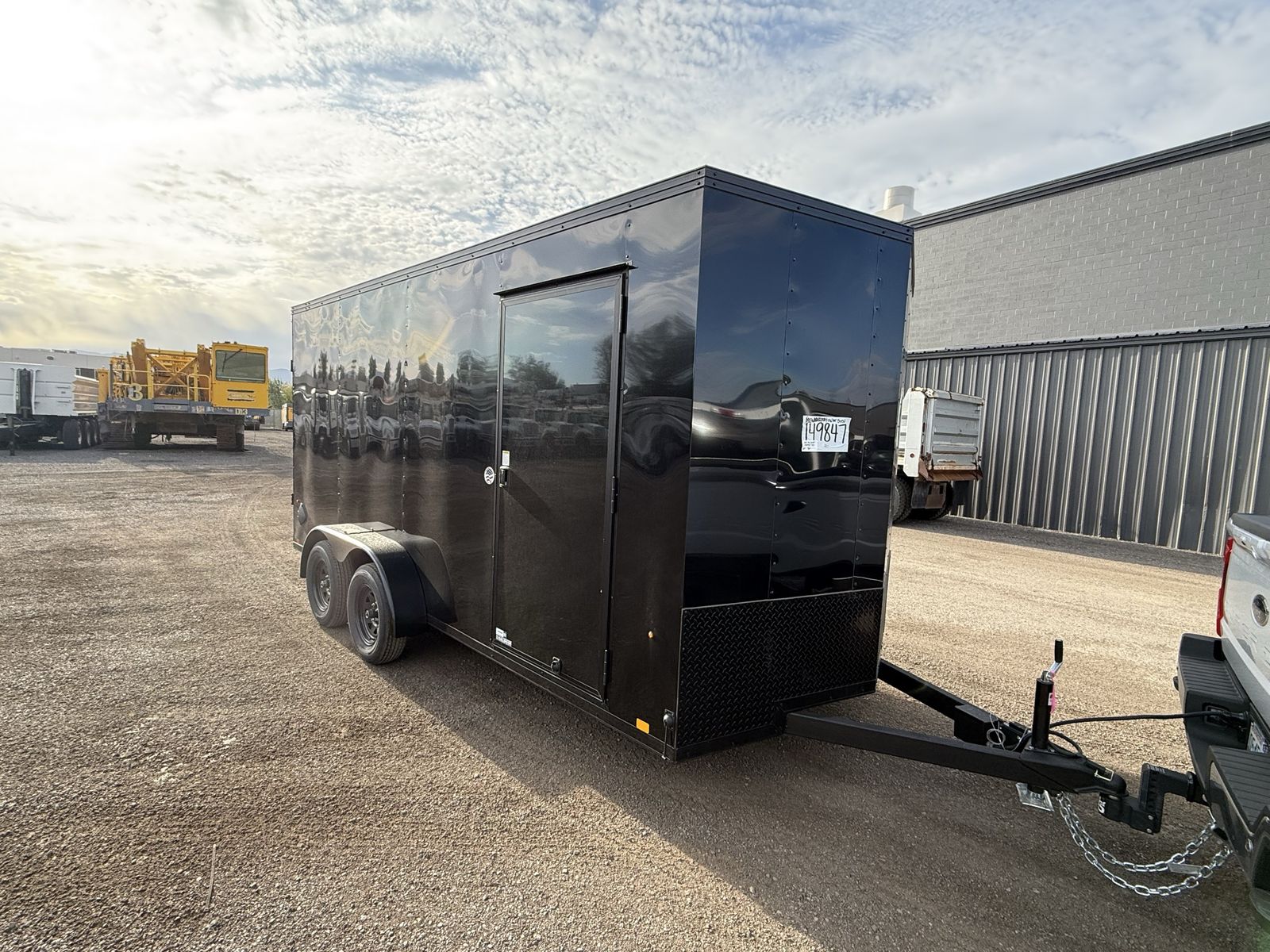 Enclosed trailer
