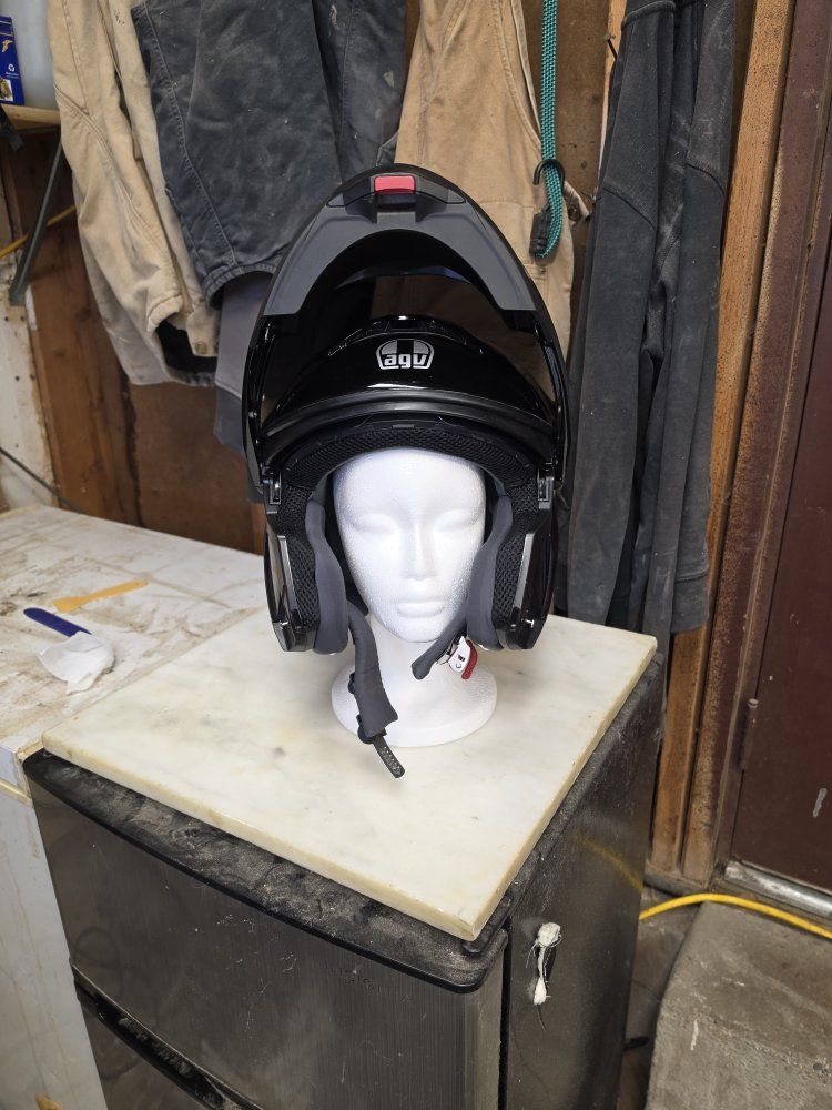 Main image 3