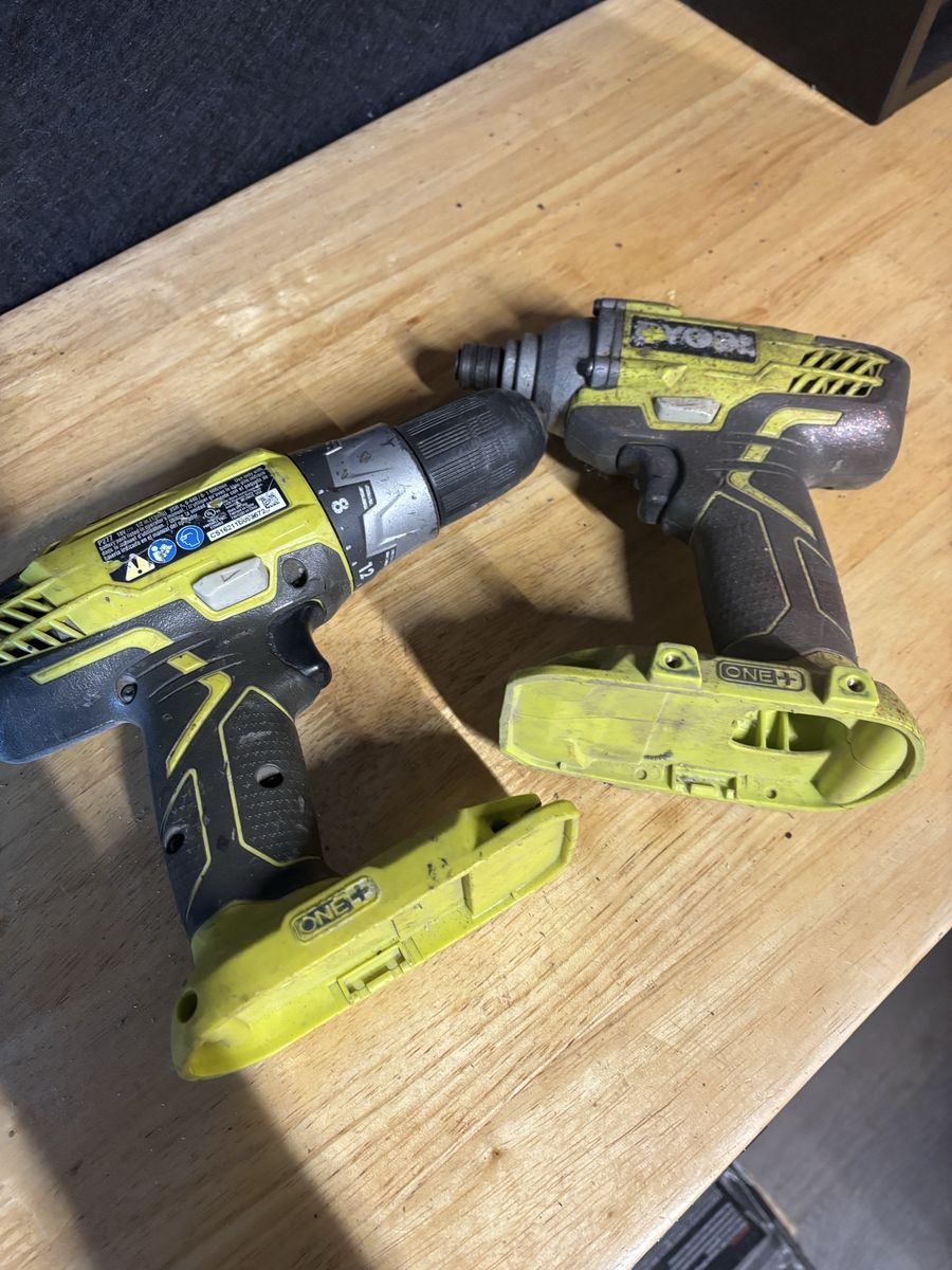 Ryobi drill set