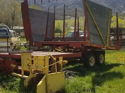 Hay wagon