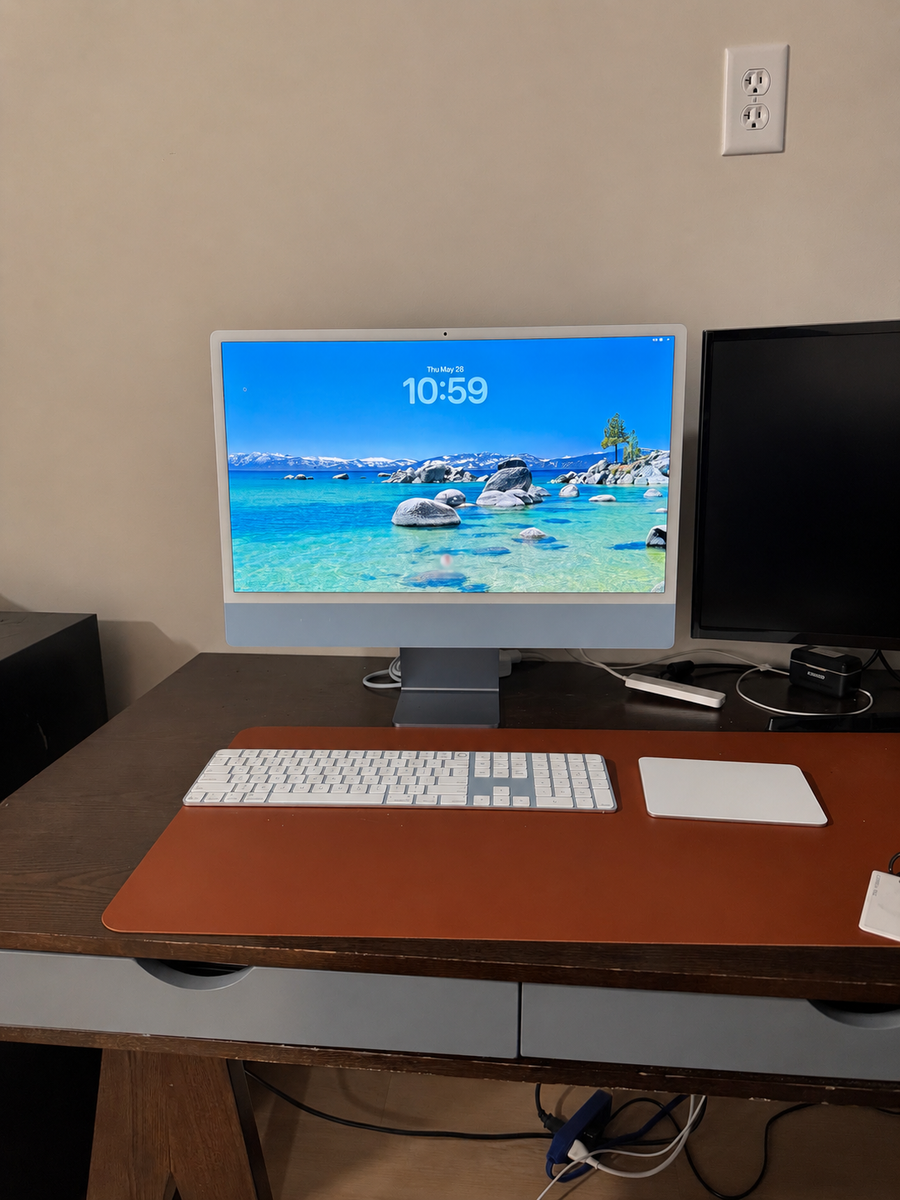 Blue iMac 24" M1 (2021) — $550