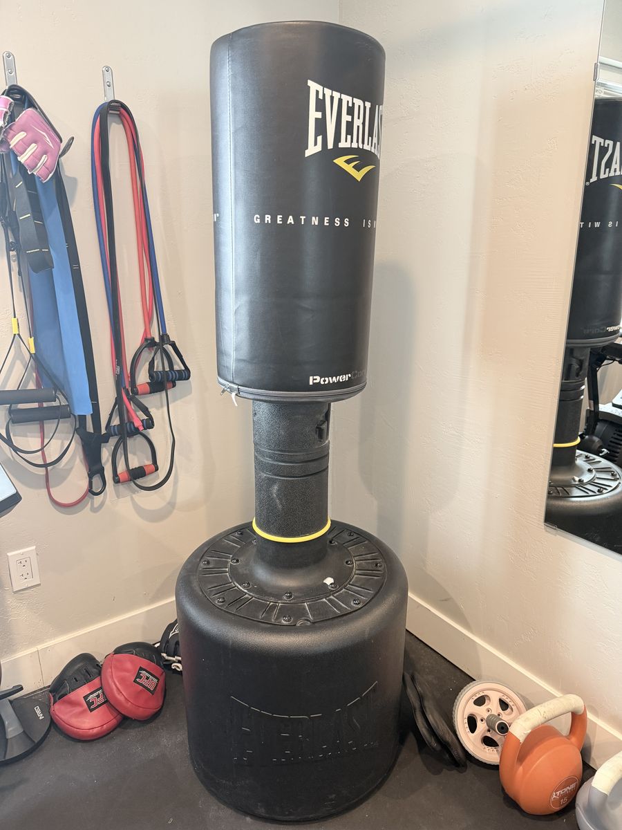 Boxing bag with stand