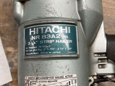 Hitachi NR 83A2(S) 3 1/4" Strip Nailer Framing Nail Gun