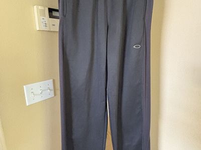OAKLEY MENS BLACK SWEAT PANTS- S