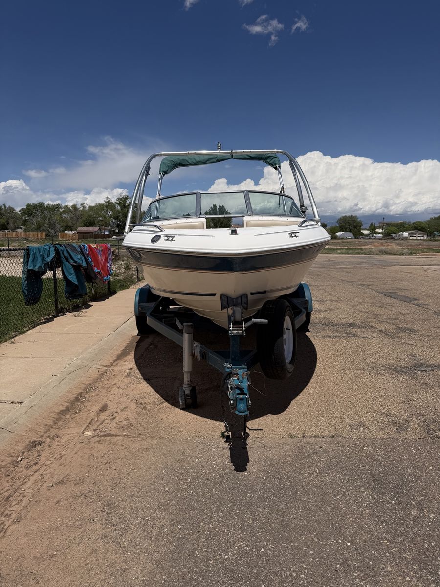 1997 br190 sea ray boat.  New motor