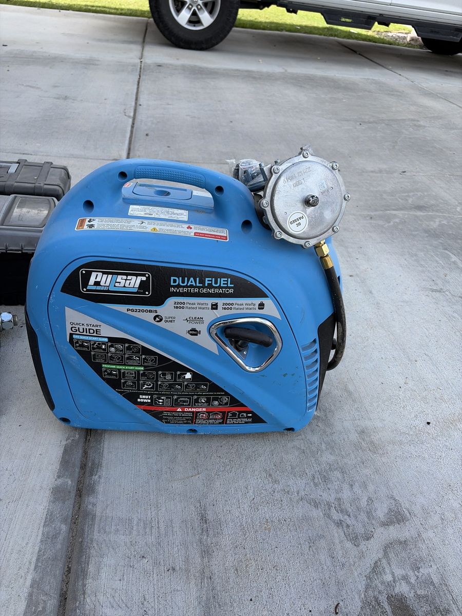 Pulsar PG2200BiS Dual Fuel Inverter Generator 2200W