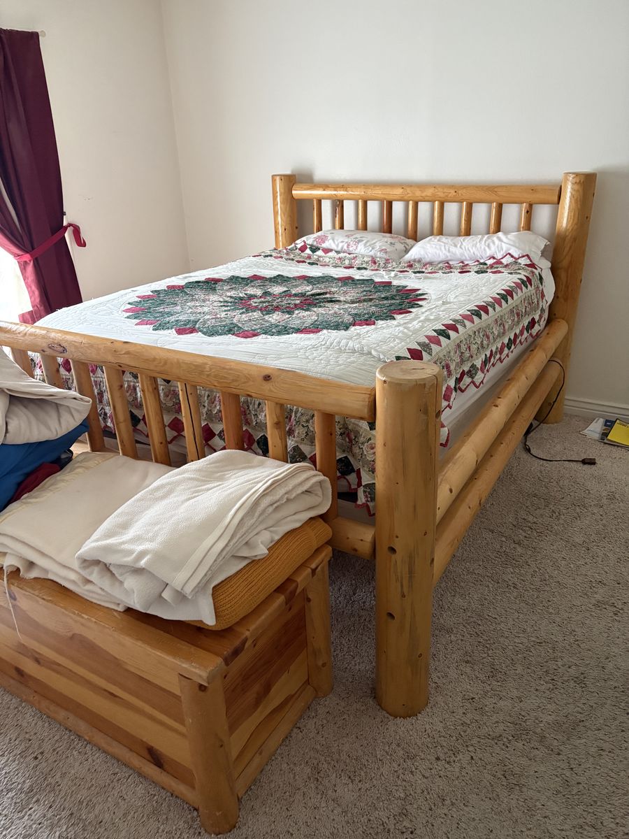 Queen Log Bed with Underbed Drawrers