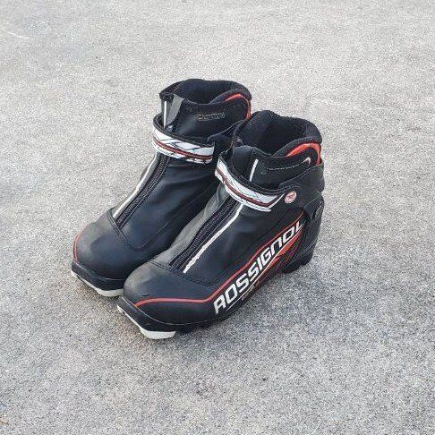 Kids Rossignol NNN Skate XCountry 3-3.5 Ski Boots