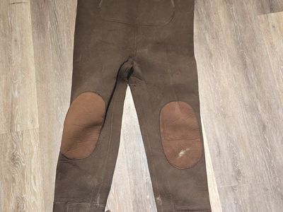 Cabela's Brown Neoprene Chest Waders with Suspenders - Fishing/Hunting Gear