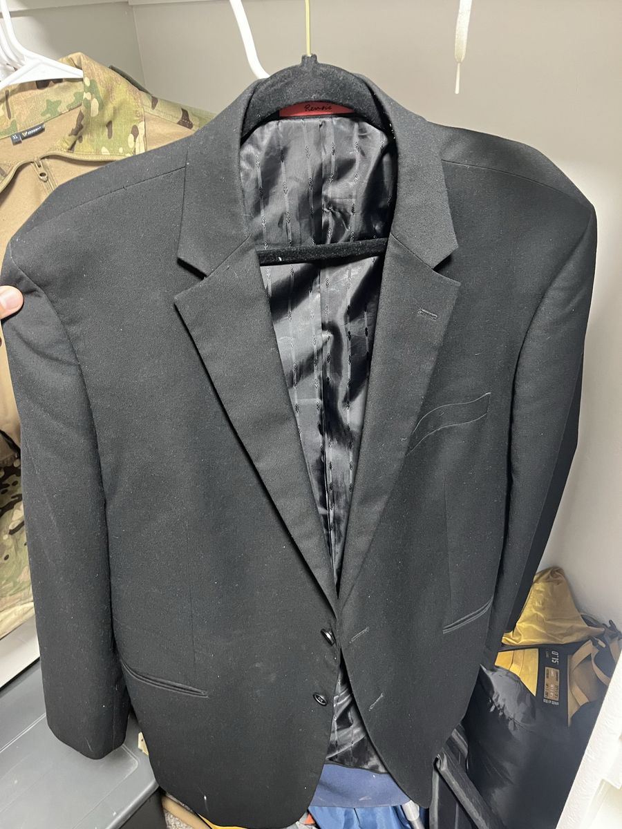 Black Suit Jacket (46R-40)