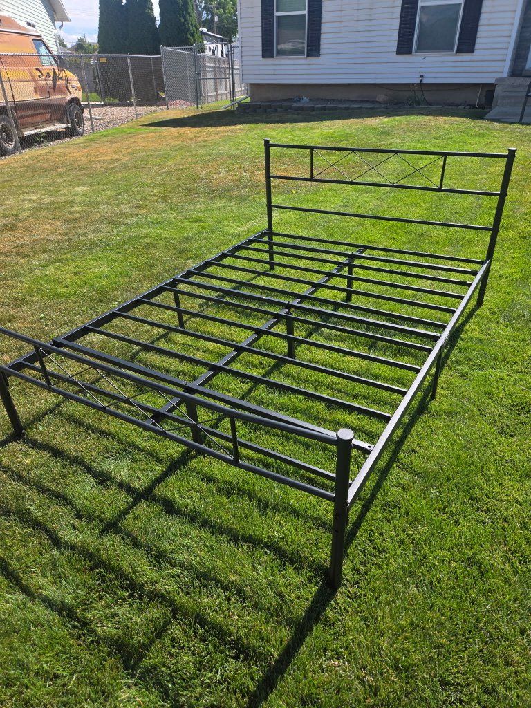 Bed Frame Full Size Black Metal