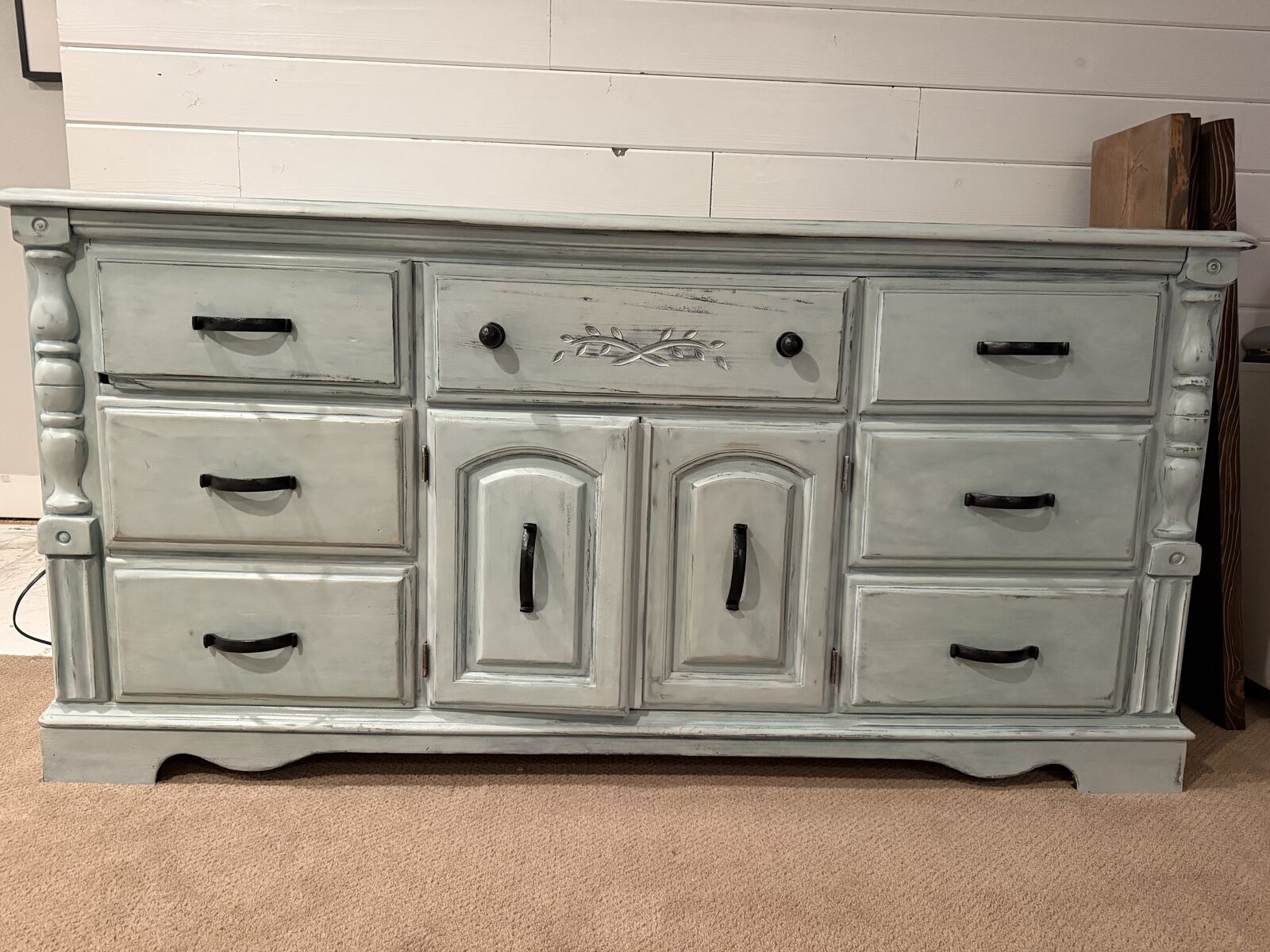 Bassett Solid Wood Dresser / Slim TV Console – Antique Blue