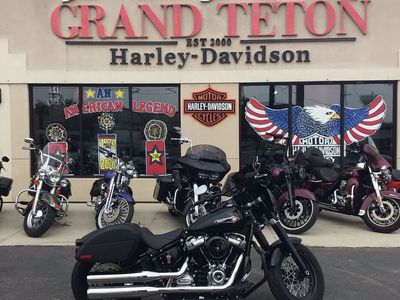 2019 HARLEY-DAVIDSON SOFTAIL SLIM
