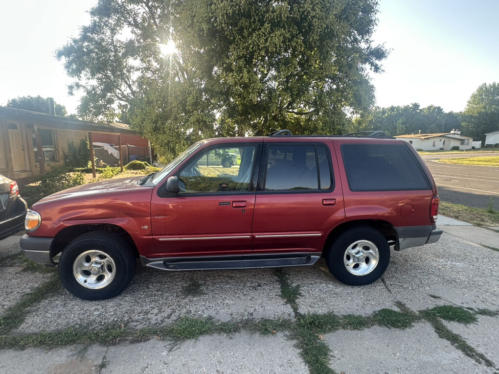 2000 Ford Explorer XLT in Ogden, UT | KSL Cars