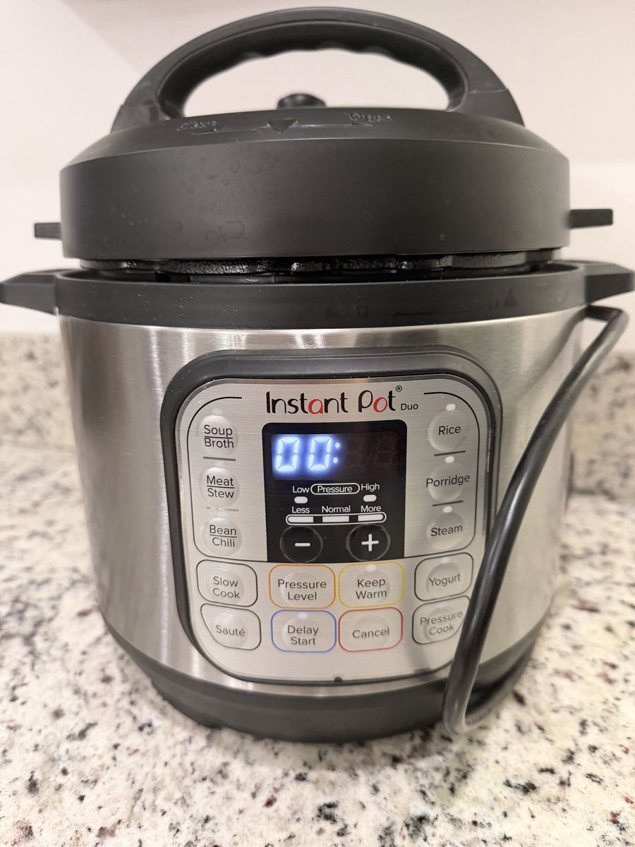 Instant Pot Duo Multi-Use Pressure Cooker Stainless Steel