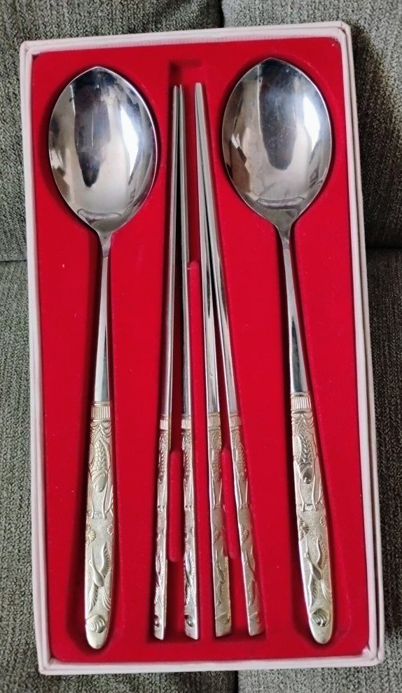 Vintage Stainless Steel Korean Sujeo Set - 2 Spoons & 2 Pairs Chopsticks in Presentation Box