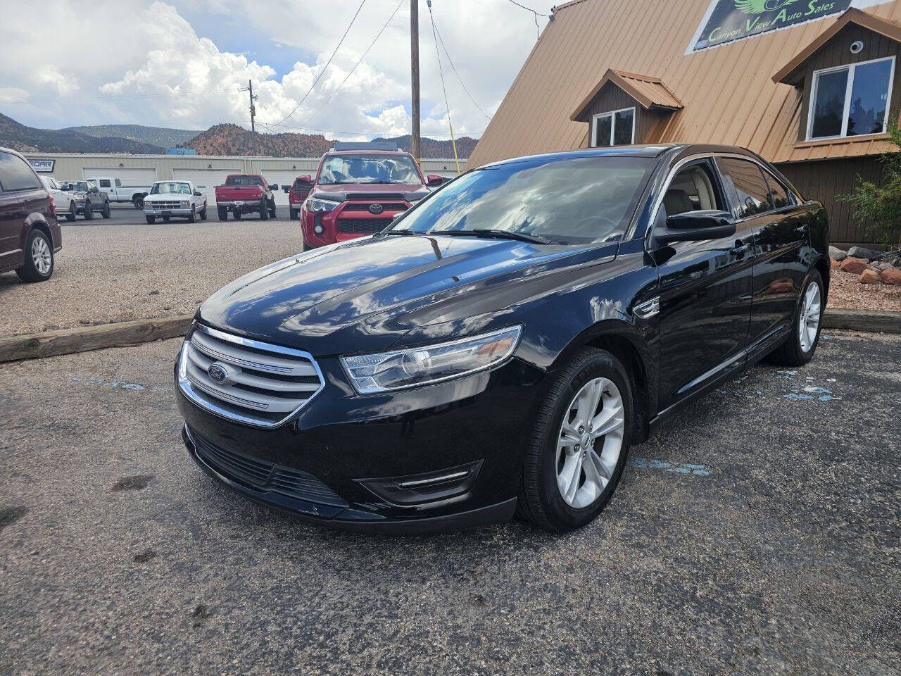 2016 Ford Taurus SEL
